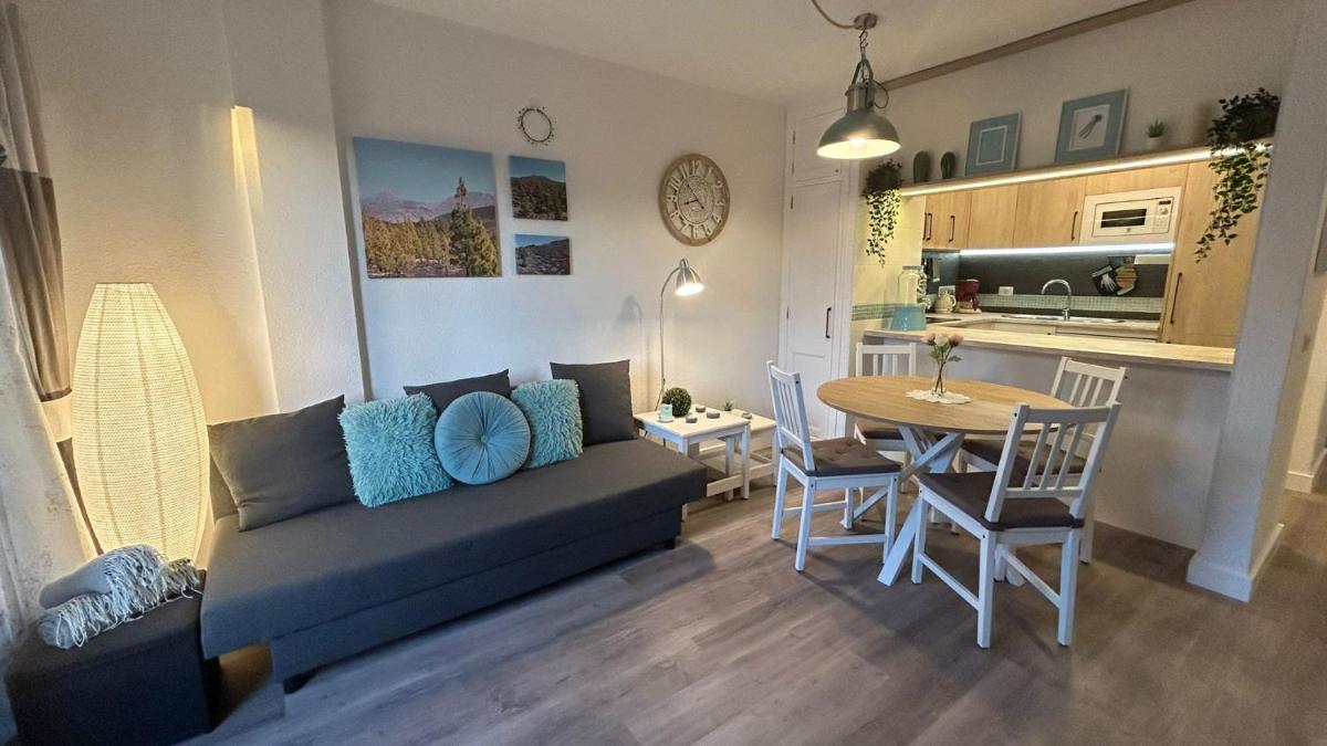 Hübsche Ferienwohnung mit 2 Schlafzimmern, Pool und WLAN, Strandnähe - Housity