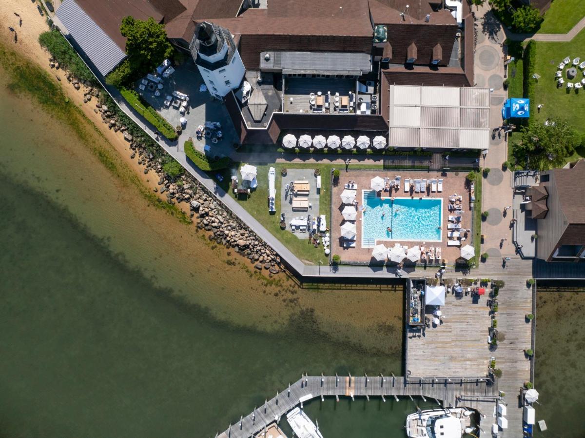 Montauk Yacht Club - Housity