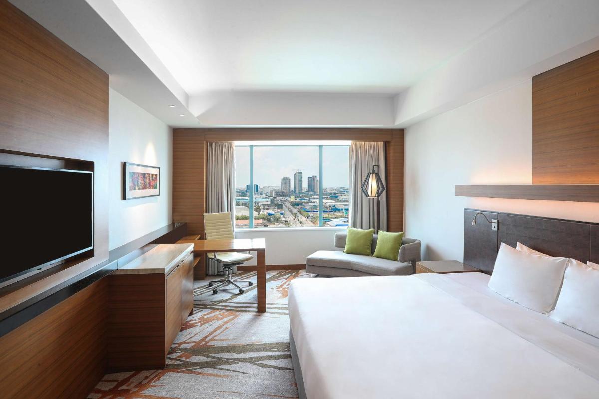 Radisson Blu Cebu - Housity