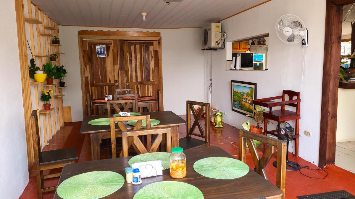 Tico Bed & Breakfast La Fortuna - Hizvo