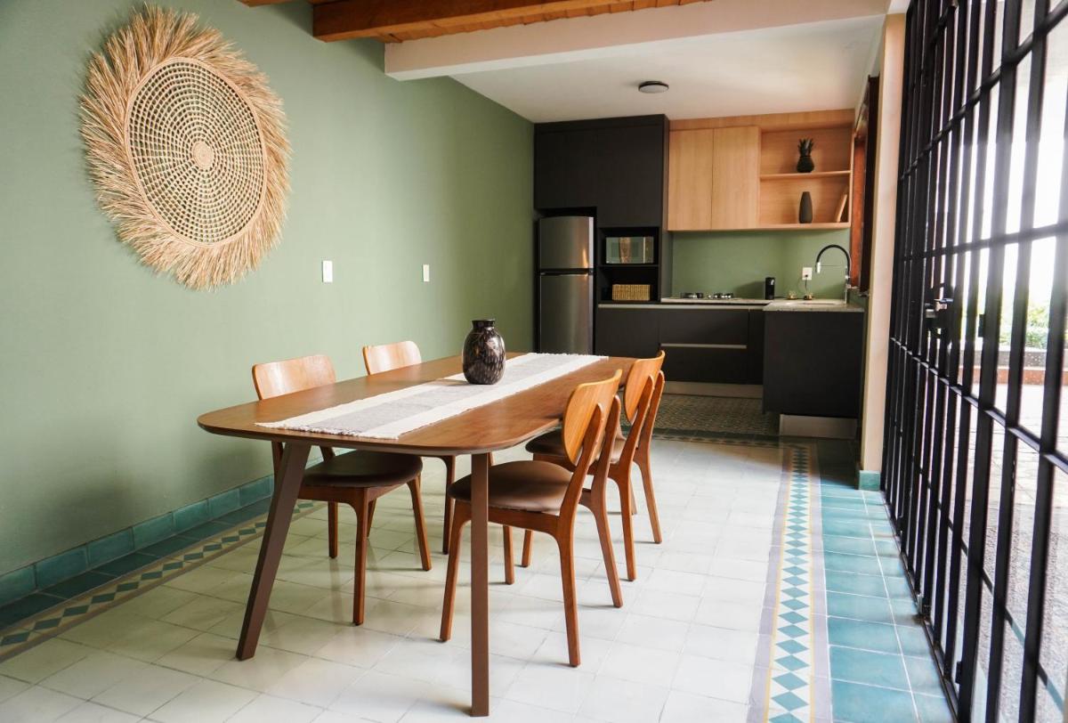 Casa Martina Guest House - Housity