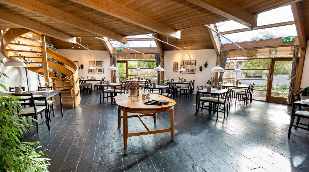 Dalby Hotel - Housity