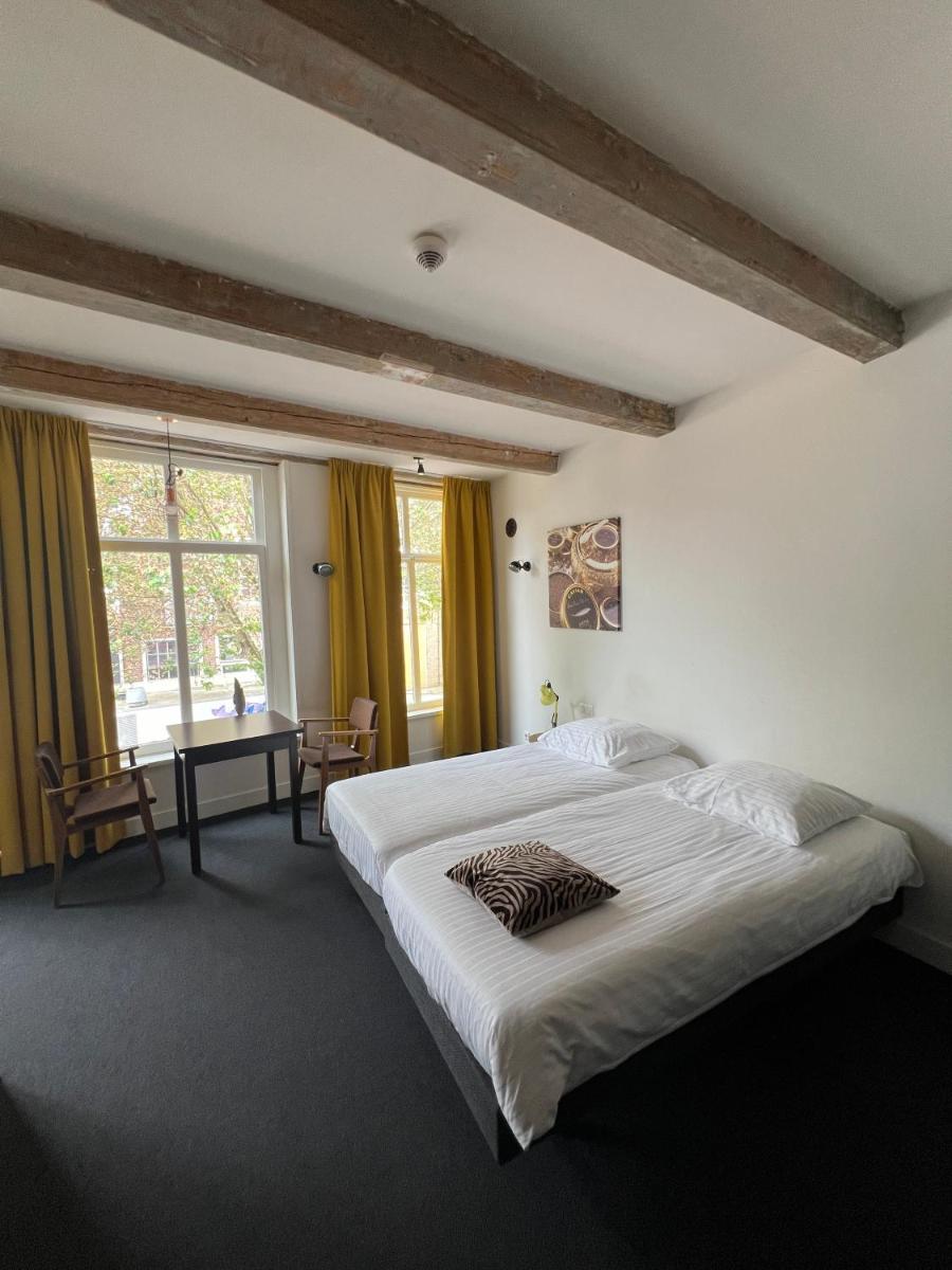 Art Hotel Harlingen - Housity