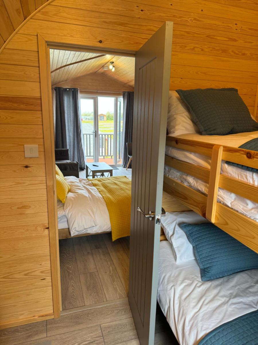 Ffrith beach glamping pods - Housity