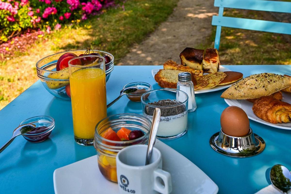 Nourriture dans l'hôtel ou à proximité