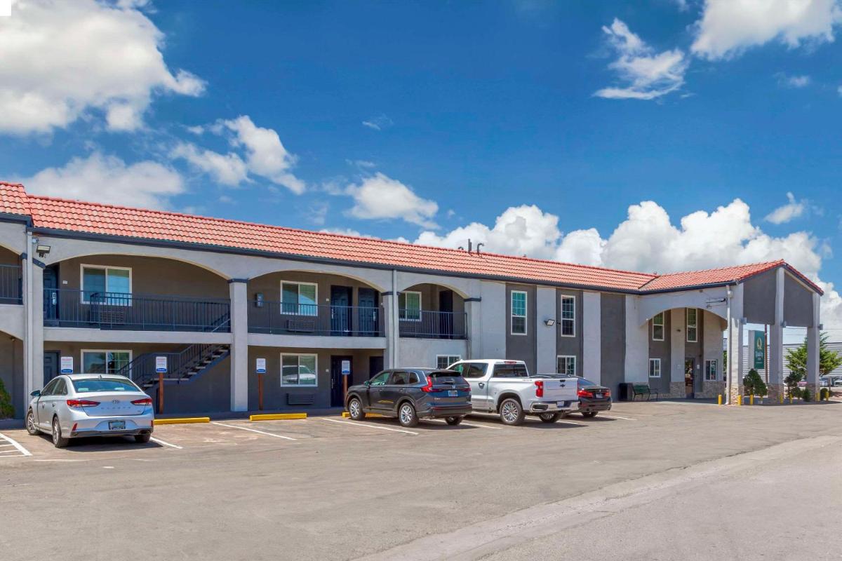 Quality Inn Show Low - Housity
