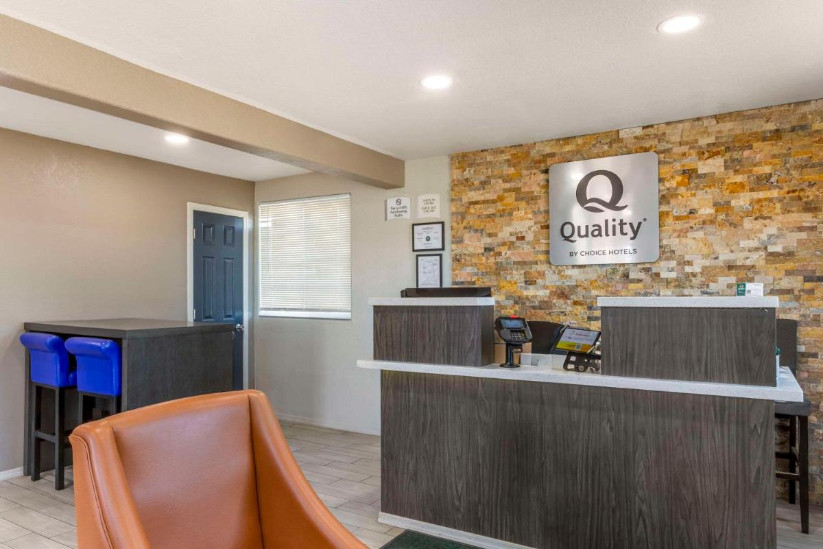 Quality Inn Show Low - Housity
