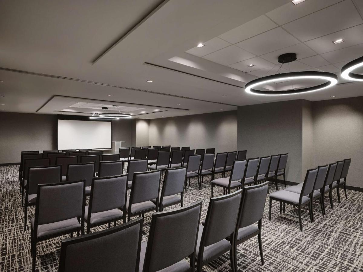 Hyatt Place Montreal - Downtown - Housity