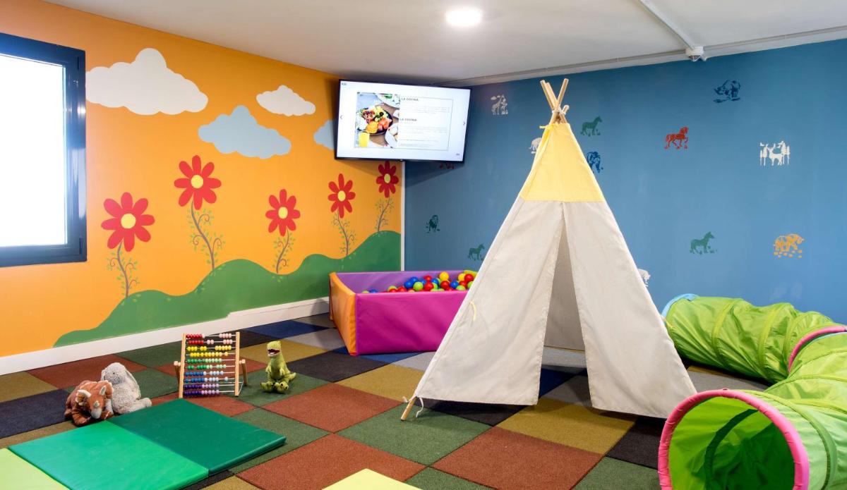Club infantil en Hilton Mallorca Galatzo