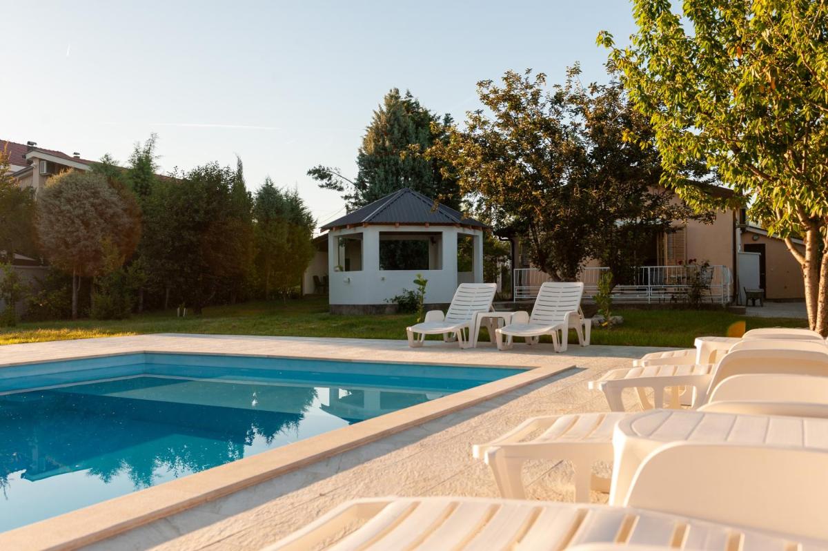 Holiday Homes Fig - Housity