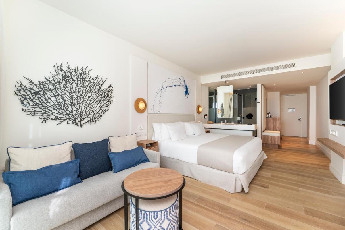 Cama o camas de una habitación en Barceló Playa Blanca