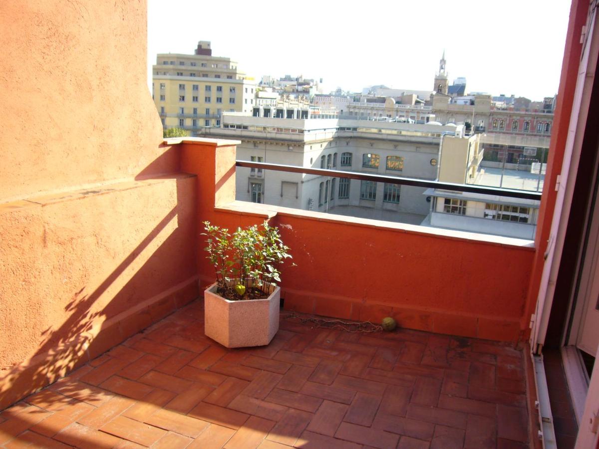 Apartaments Sant Jordi Girona 97 - Housity