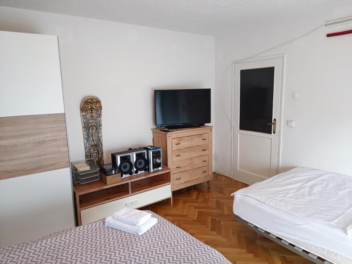 Luka - Housity