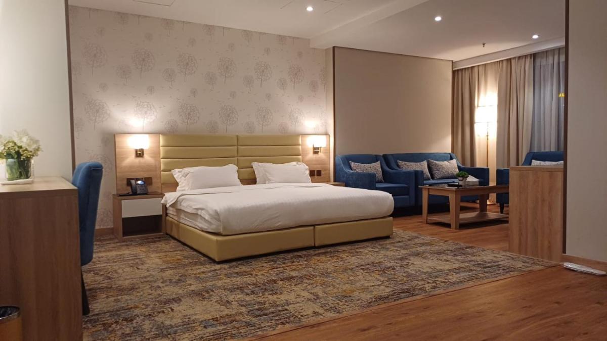 Samt Inn Hotel - Housity