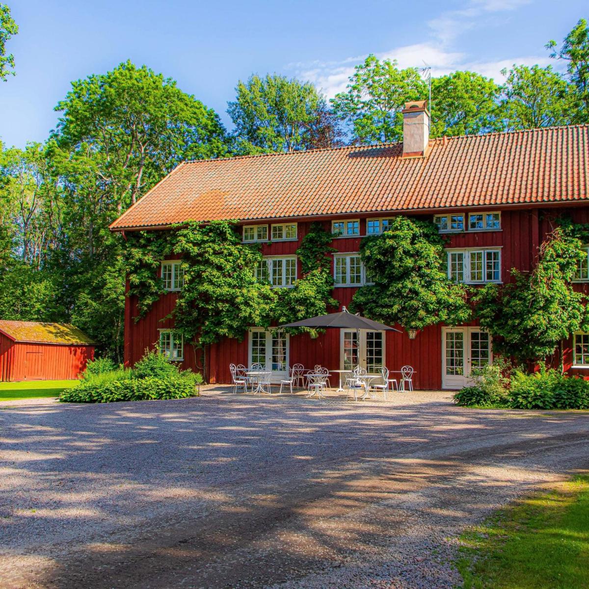 Apertins Hotell - Housity