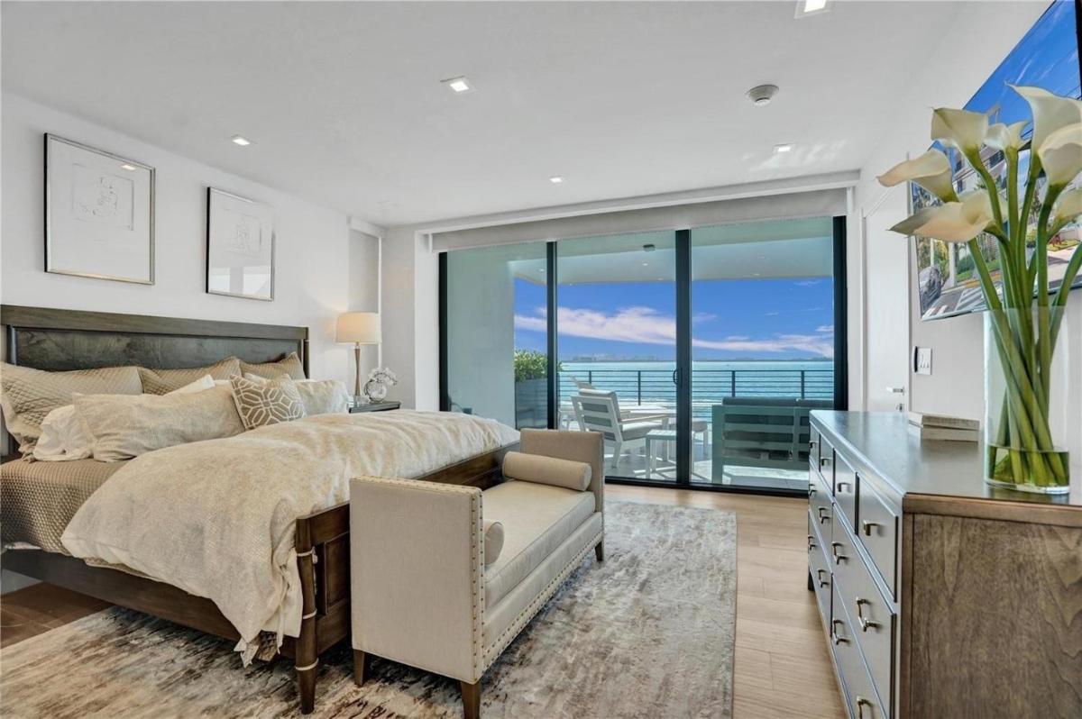 Suitetrails - Waterfront Residence with Panoramic Bay Views in Miami