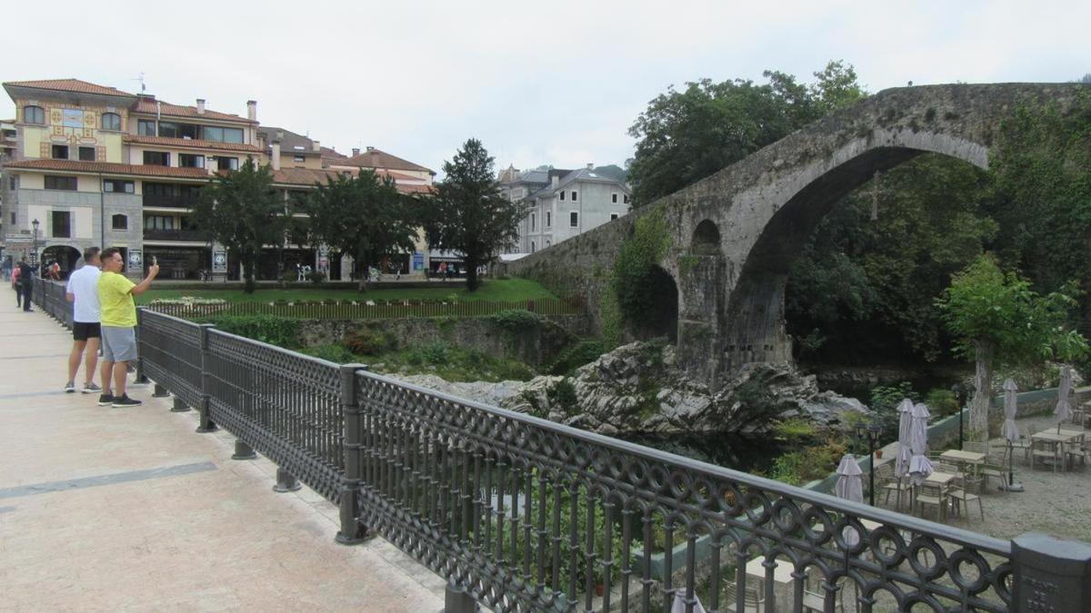 Apartamento con terraza al Puente Romano - Housity