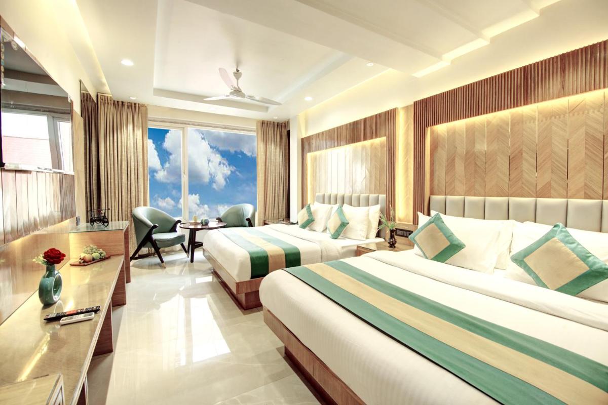 Hotel Krishna Plaza New Delhi - 'Free Railway Station Pickup' - Housity