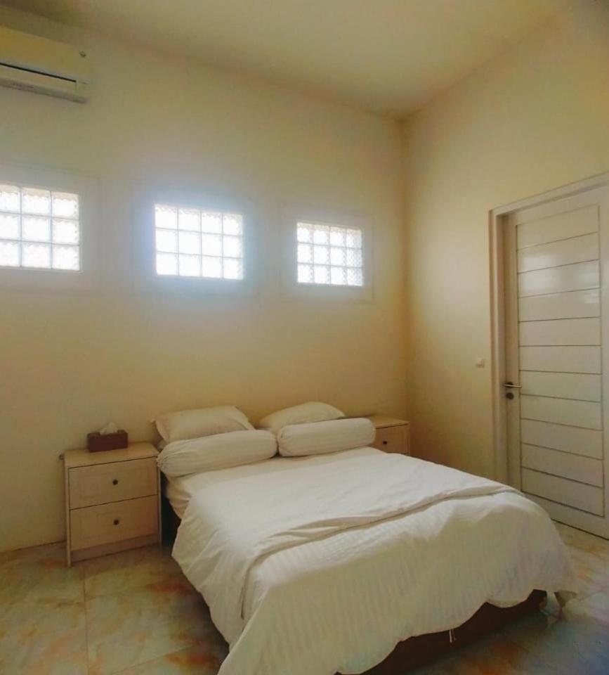 Saint Cottage River Side - Housity
