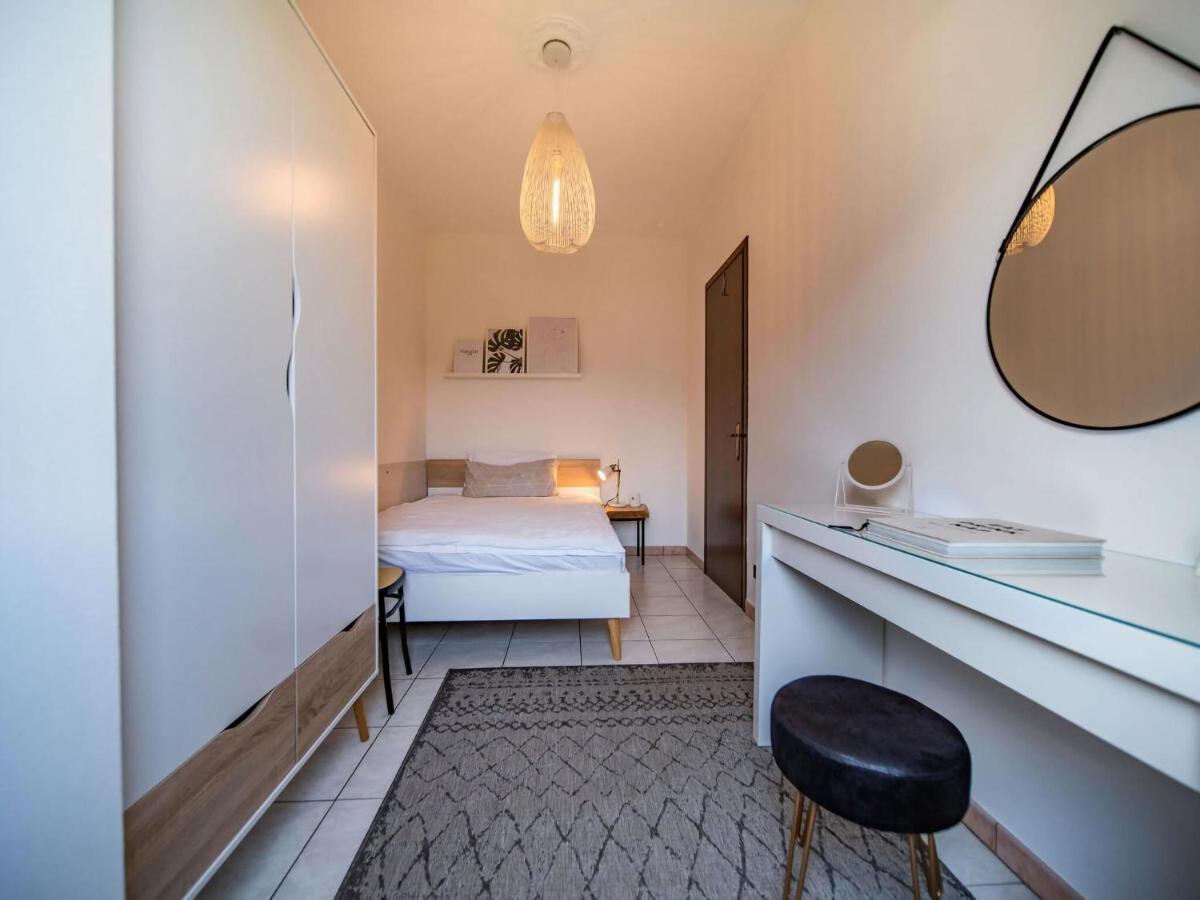 Tasteful apartment in Brusimpiano - Housity