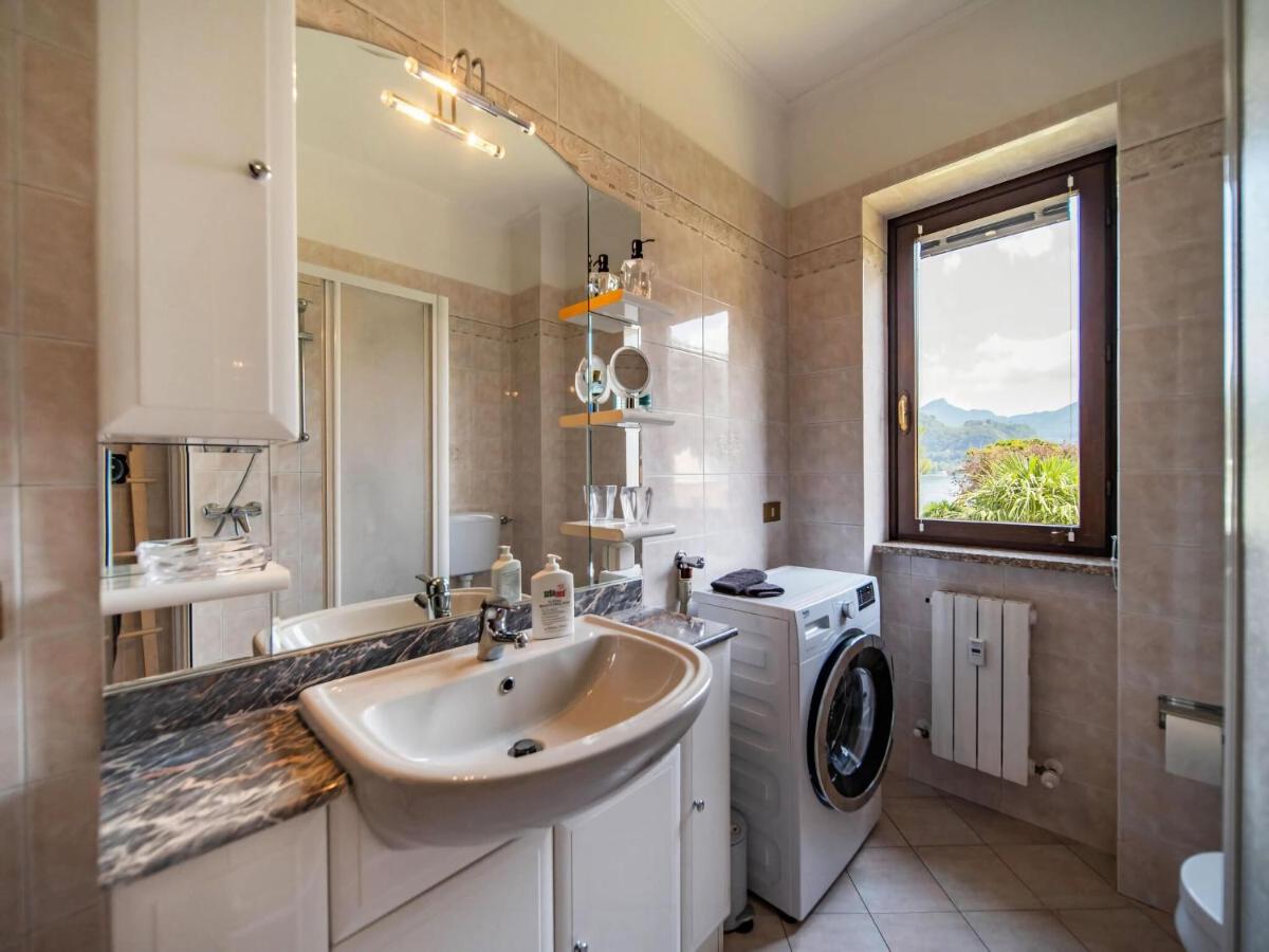 Tasteful apartment in Brusimpiano - Housity