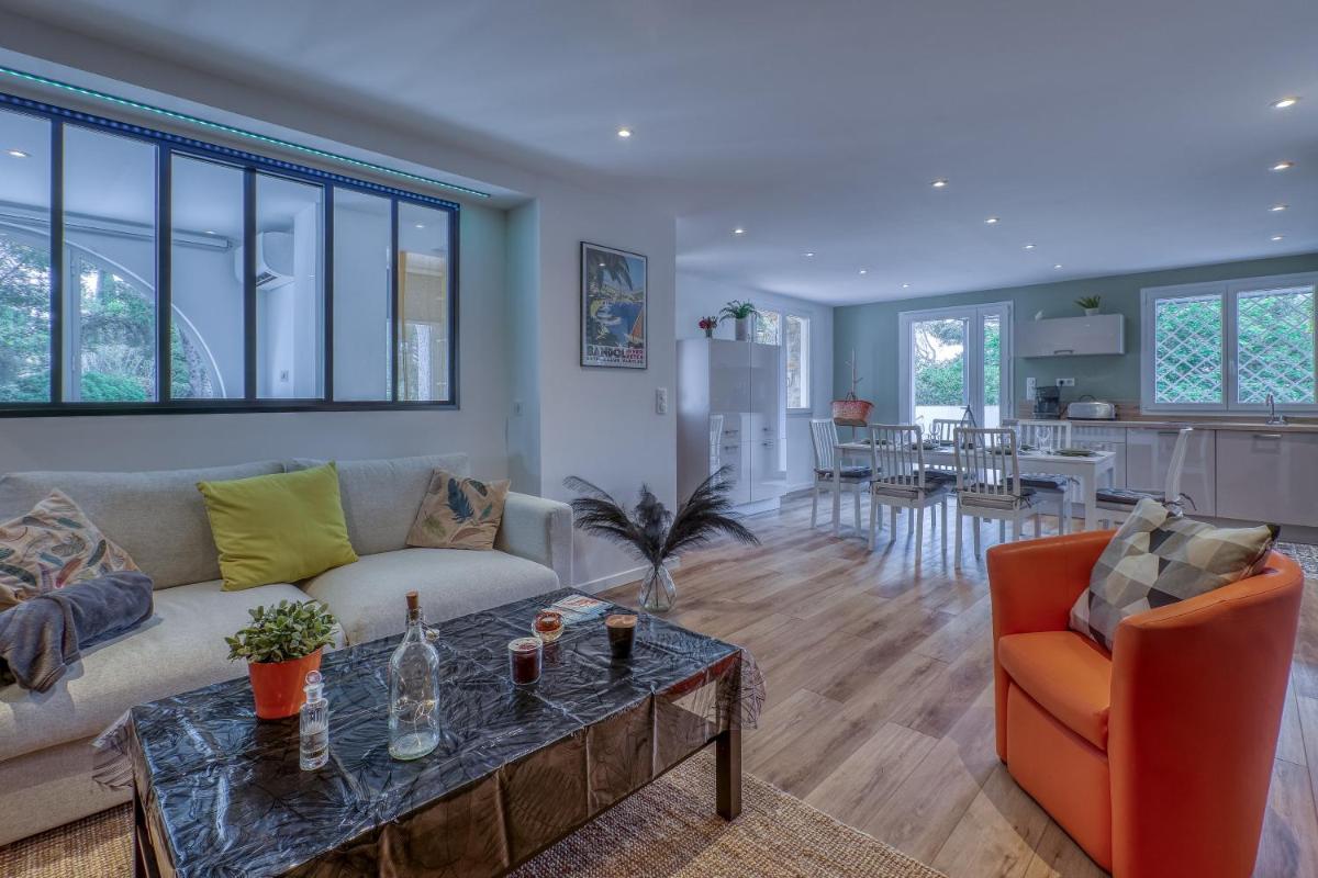 Location avec piscine & parking privé à Bandol - Housity