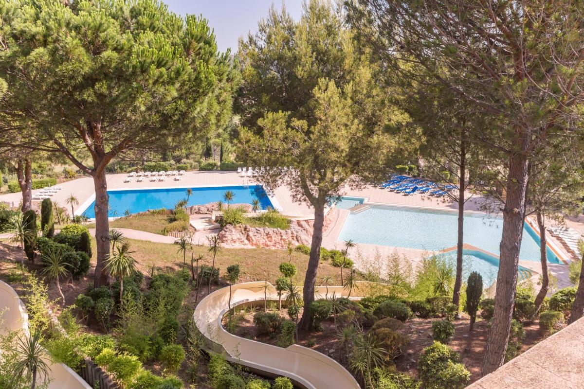 Piscine de l'établissement Hôtel de l'Esterel Pierre & Vacances ou située à proximité