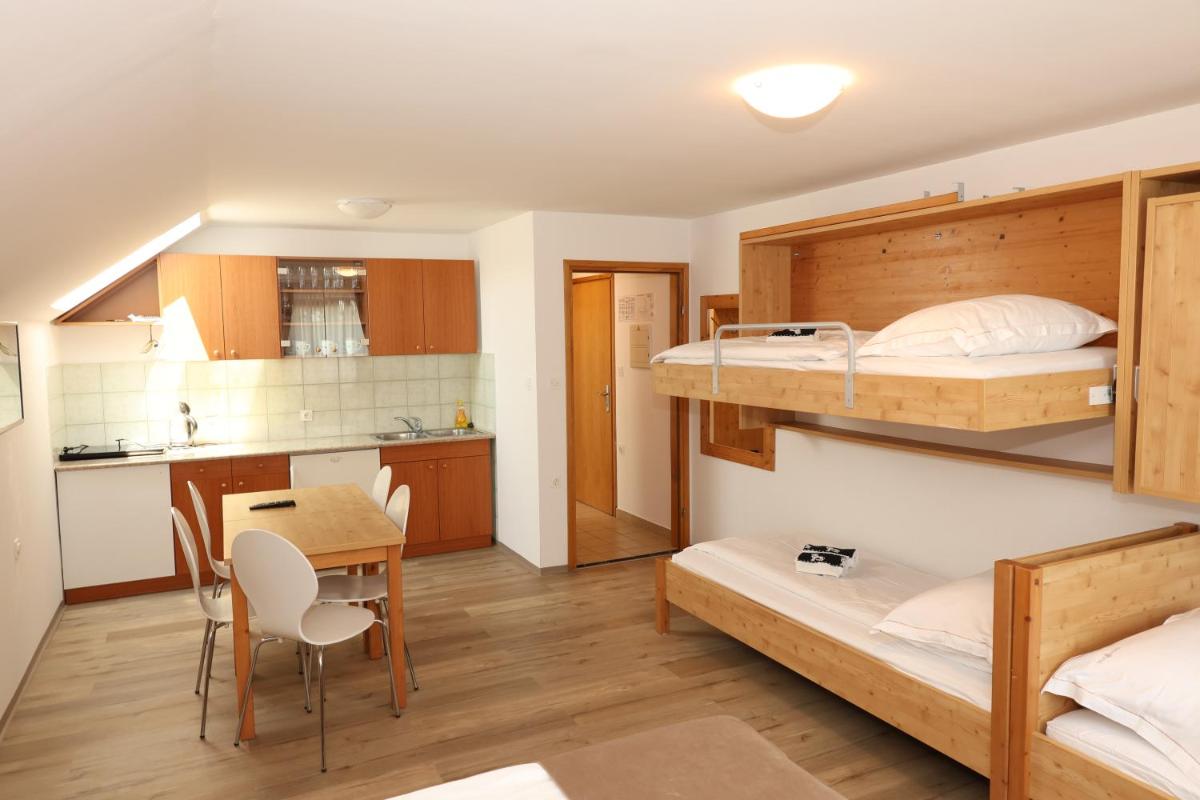 Apartments Vila Leska - Housity