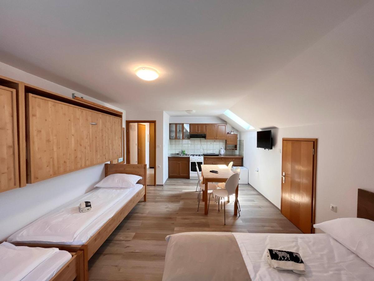 Apartments Vila Leska - Housity