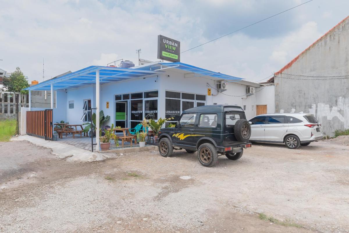 UrbanView Hotel 3m Syariah - Housity