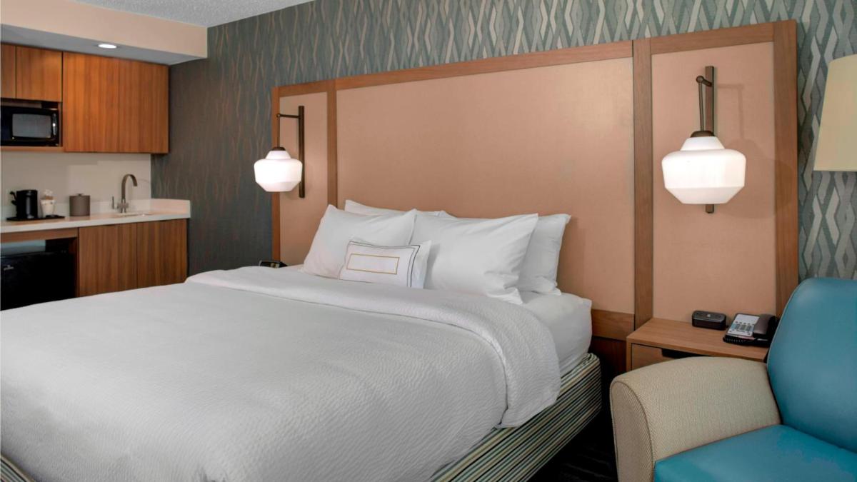 Fairfield Inn & Suites by Marriott Virginia Beach Oceanfront - Housity