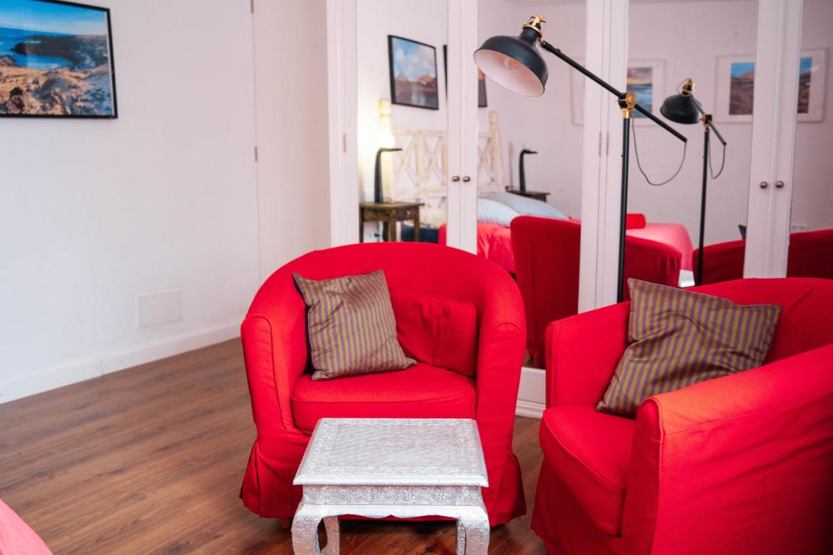hotel rural GA7COLORES only adult - Housity