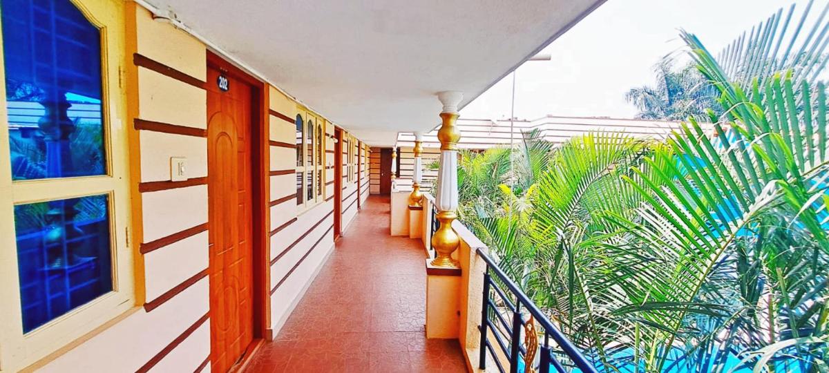 Suitetrails - Maharaja Palace Resort