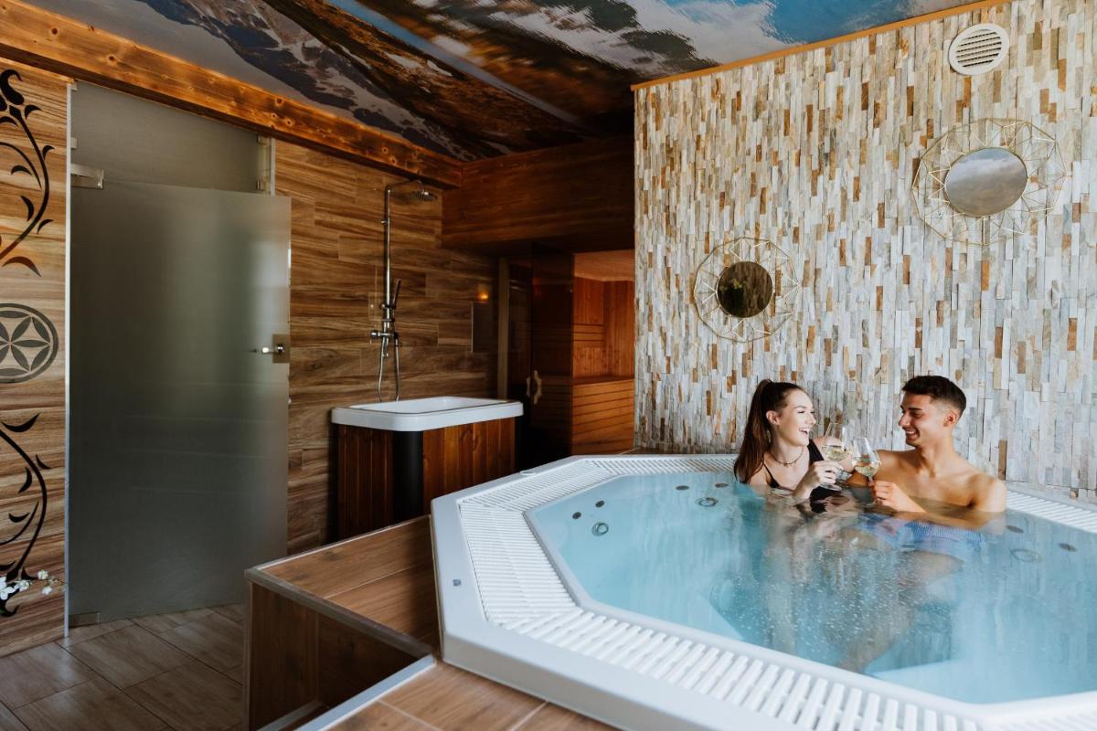 Aparthotel Góralski Spa & Restaurant - Housity
