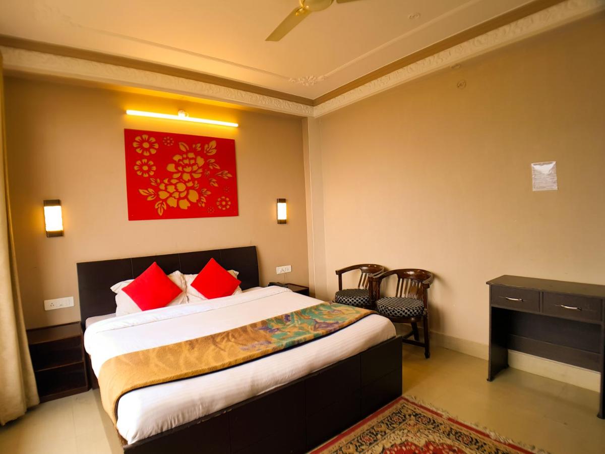 Hotel Cozy Nook - Housity