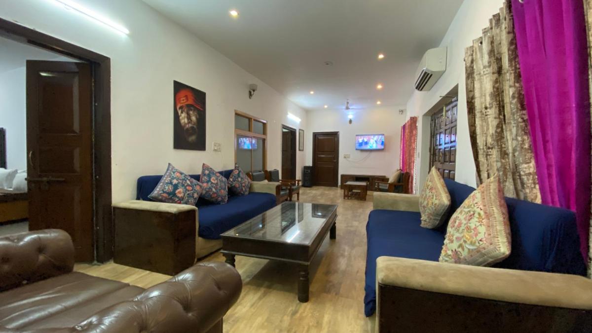 Bougainvillea Farm-3BHK Pool Farm House - Housity