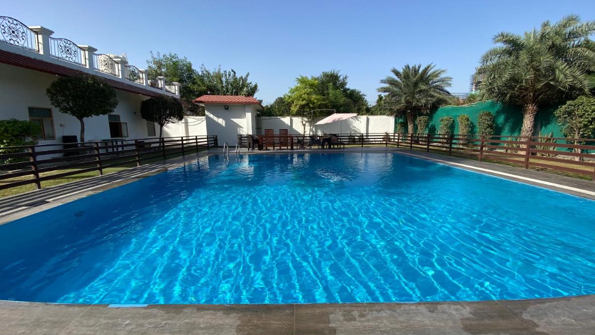 Suitetrails - Bougainvillea Farm-3BHK Pool Farm House