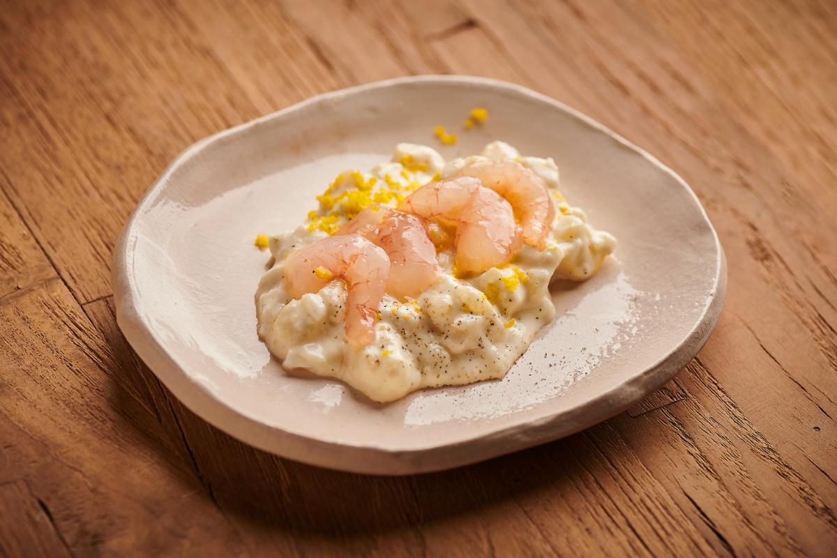 Comida en o cerca de este hotel