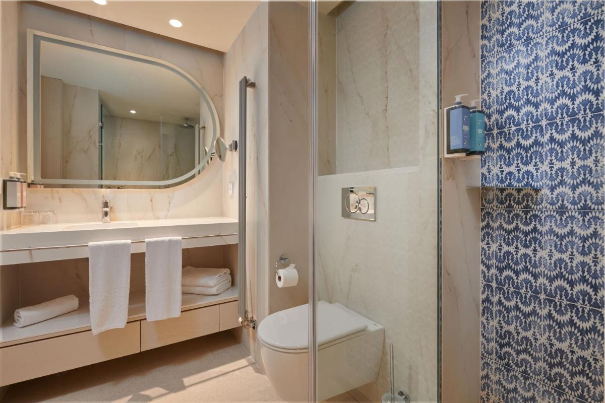 Un baño de Hipotels Flamenco