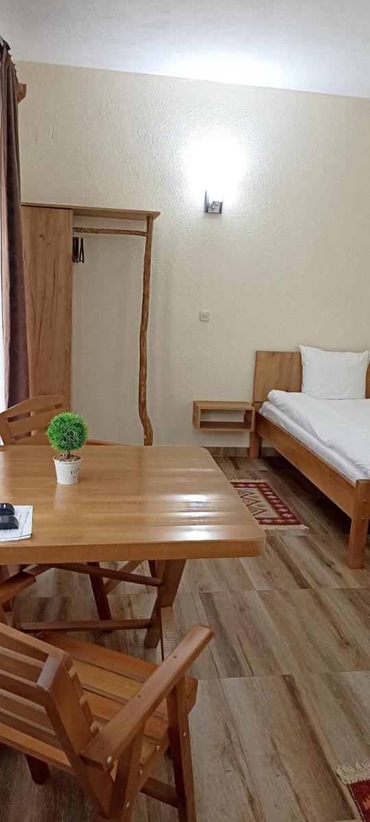 Lesnovo House Tomevski - Housity