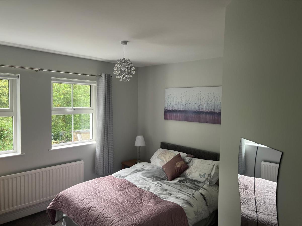 Five Oaks - Housity