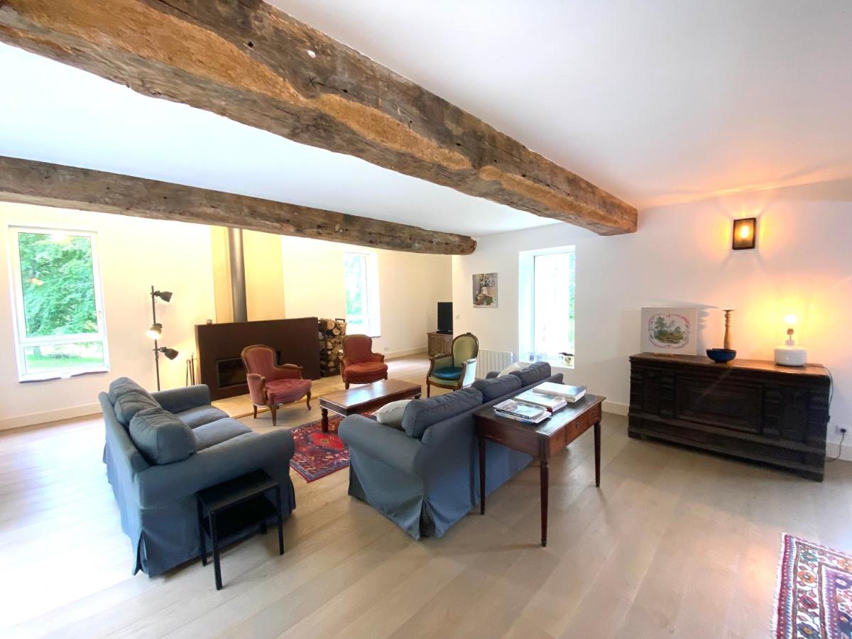 Le Pressoir du Château de Neuville - Famille & Amis - Housity