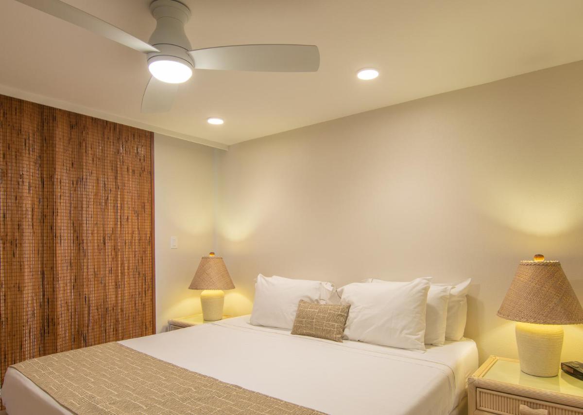 Nāpili Surf Beach Resort by Castle - Hizvo