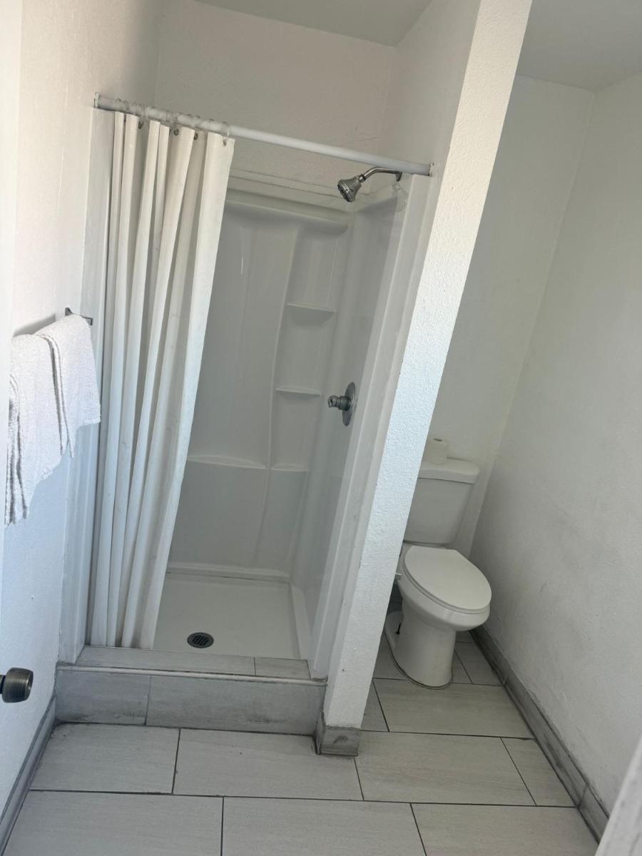 King Castle Motel - Housity