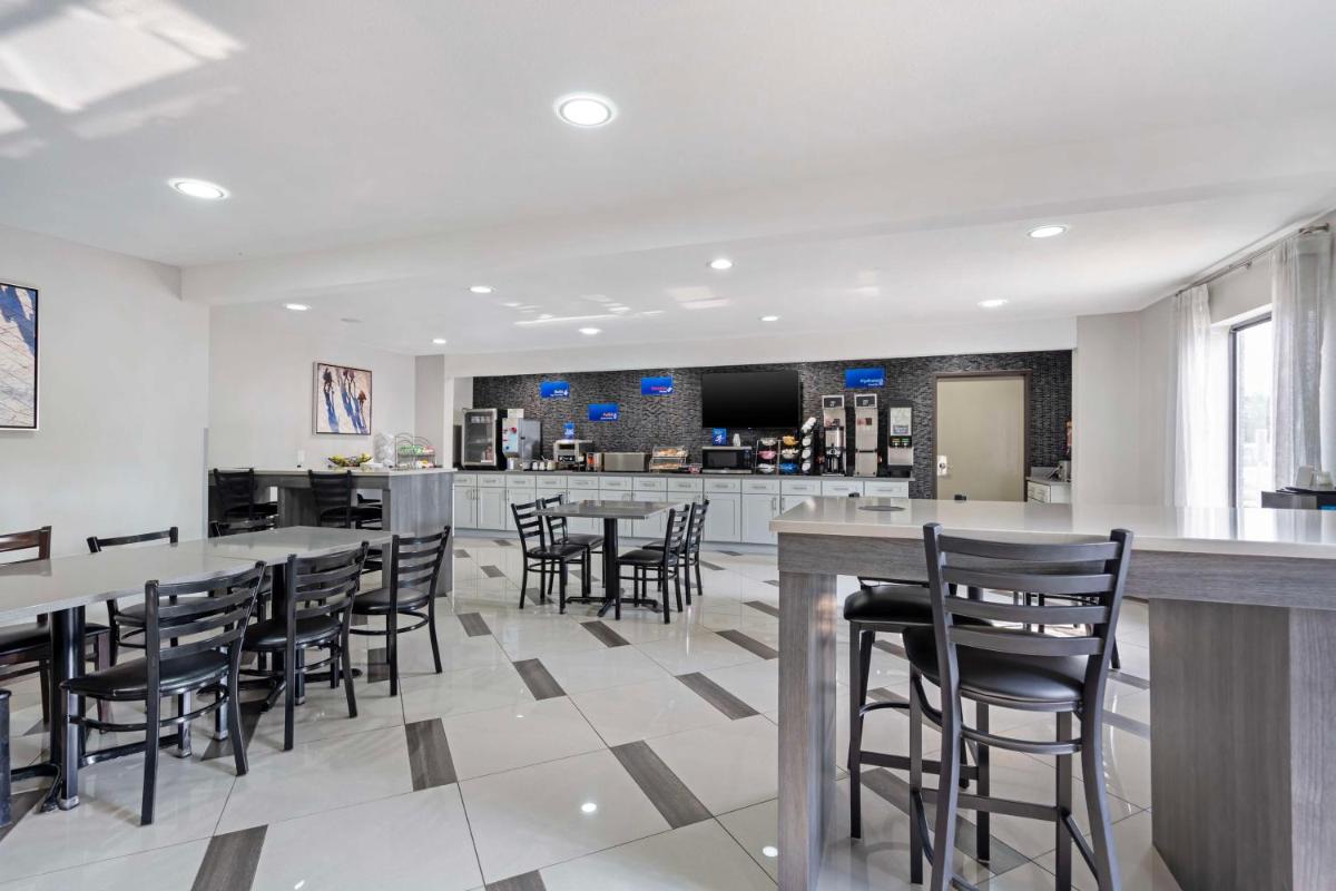 Best Western Morton Inn - Housity