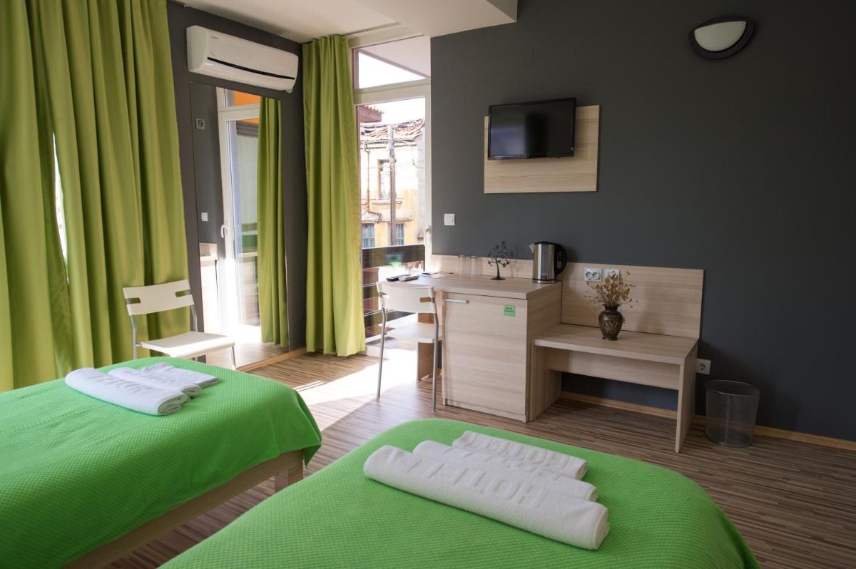 Theatre Apartments - Hizvo