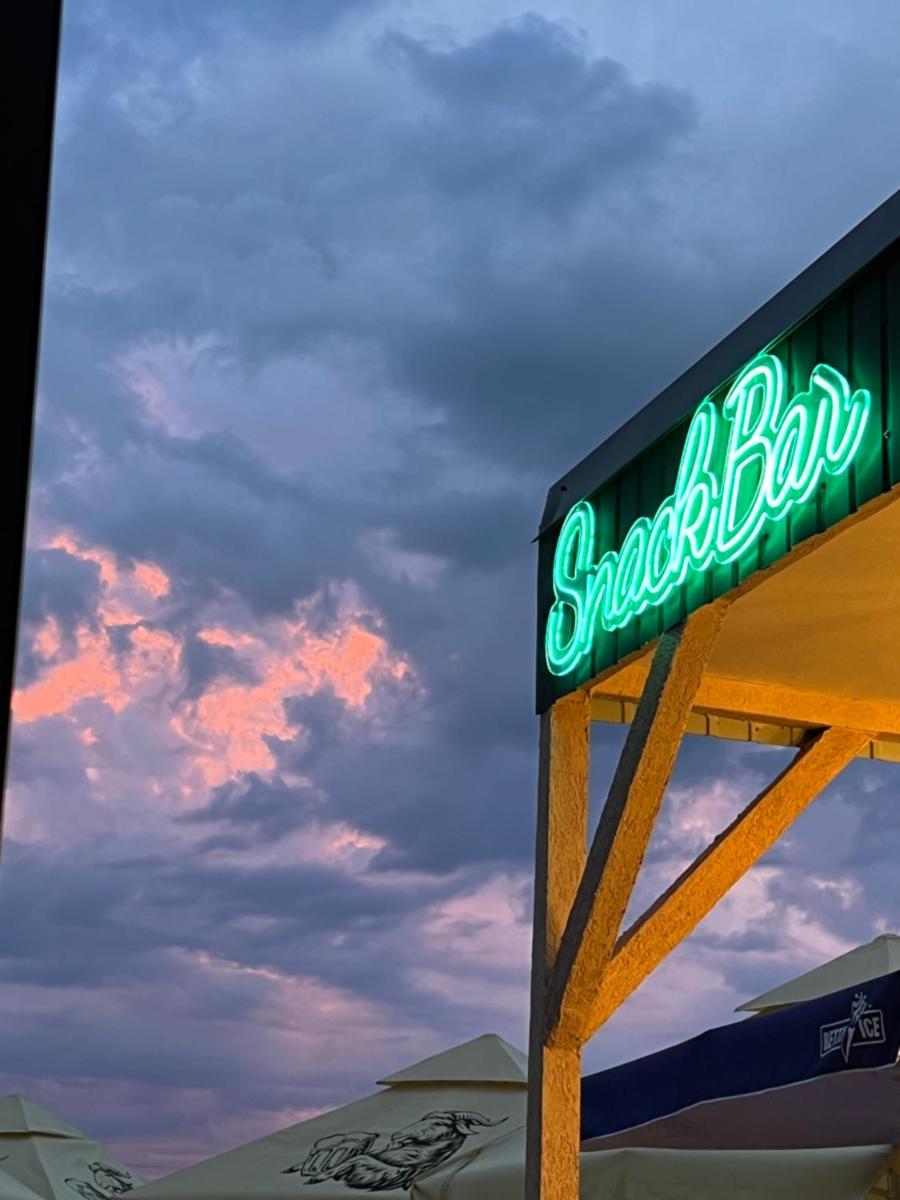 Hotel Ariana - Housity