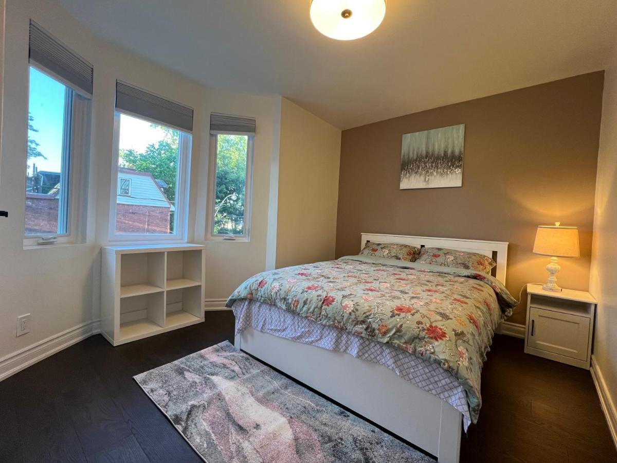 Captain House - Housity