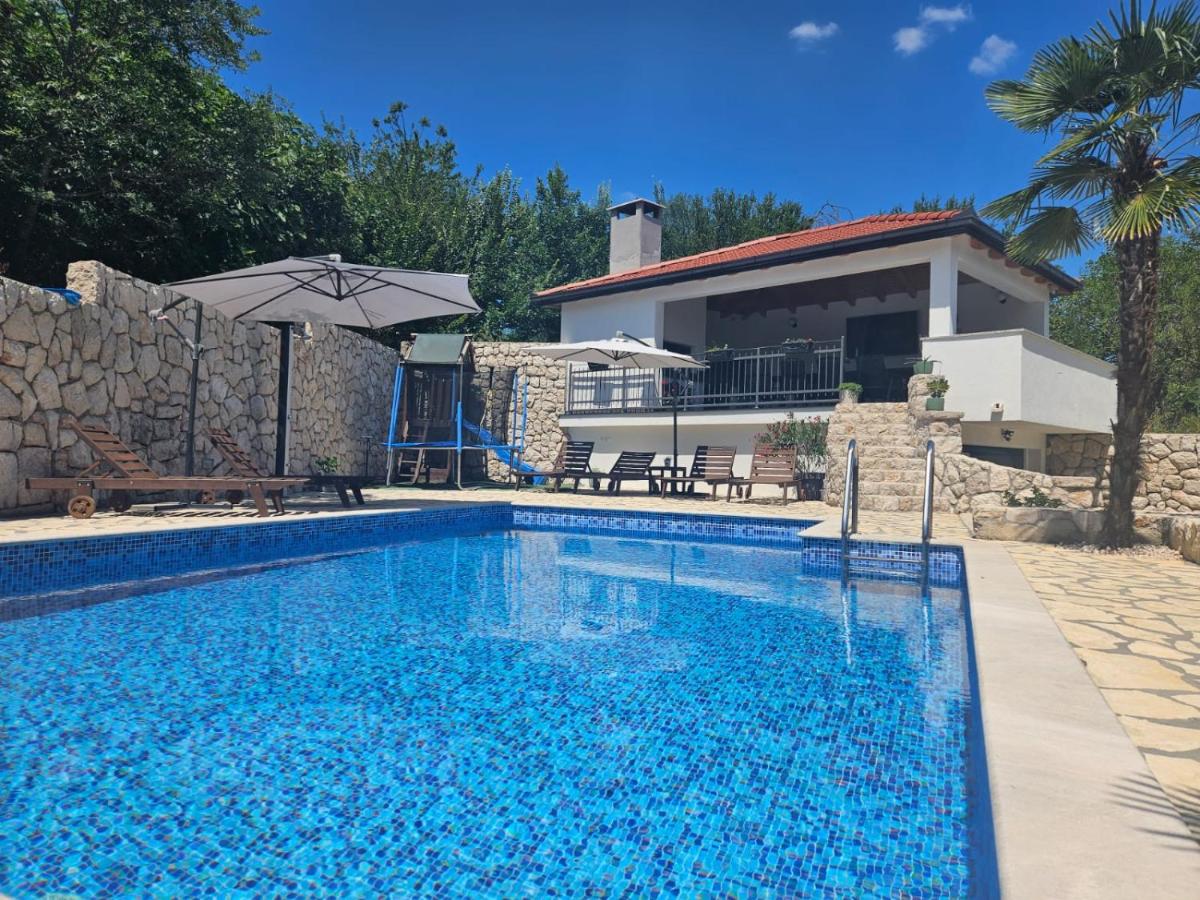 Villa Natalija - Housity