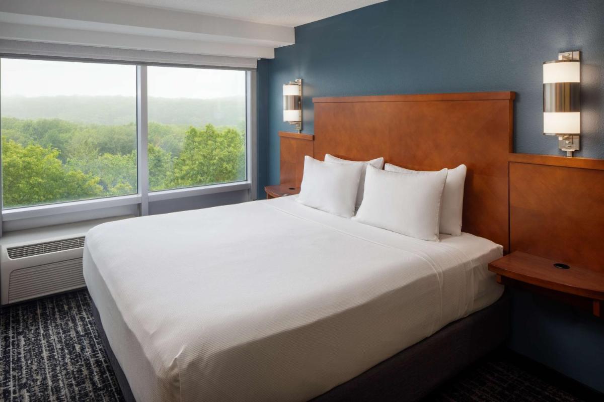 Hyatt Place Uncasville - Casino Area - Housity